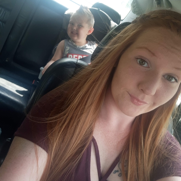 Meet your Posher, Kathryn - Picture 3 of 5